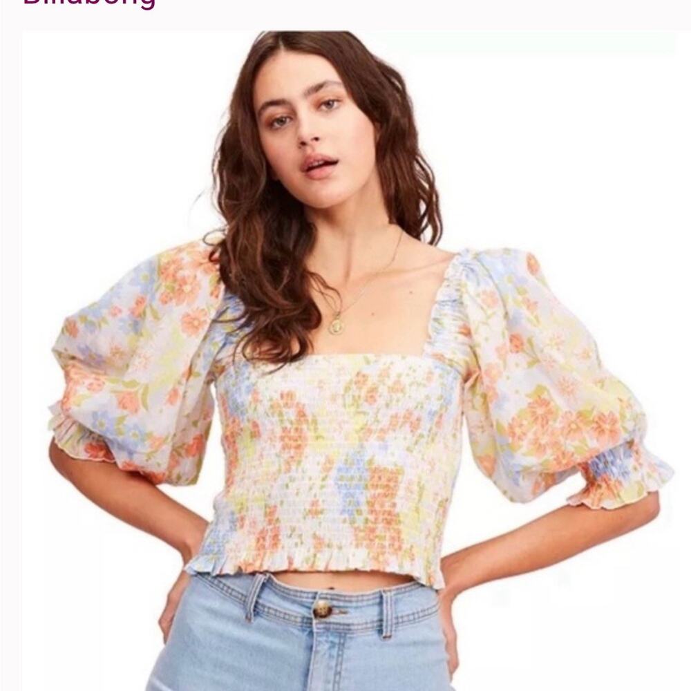 Billabong Feeling Groovy Puff Sleeve Floral Smocked Crop Blouse Top Size L 2692